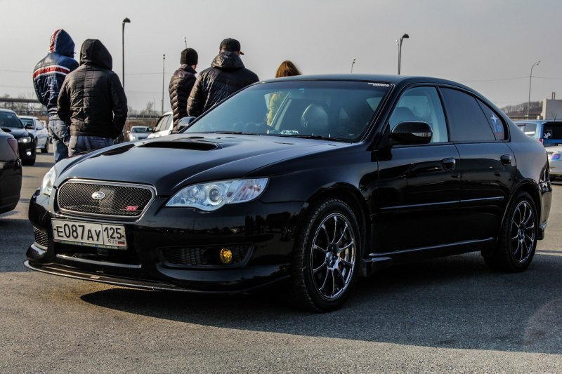 Subaru Legacy b4