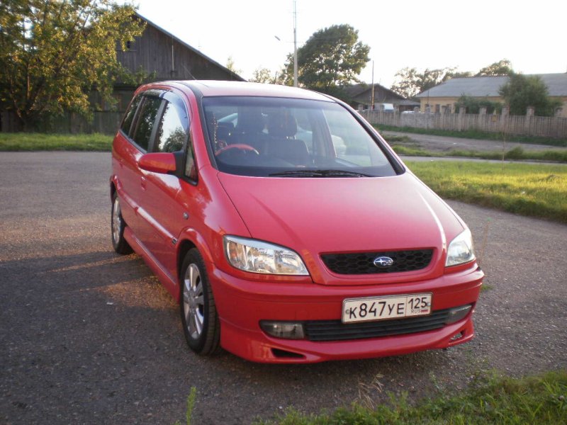 Subaru Traviq 2003