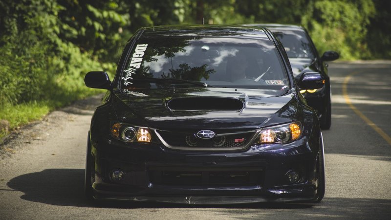 Subaru Impreza WRX черная