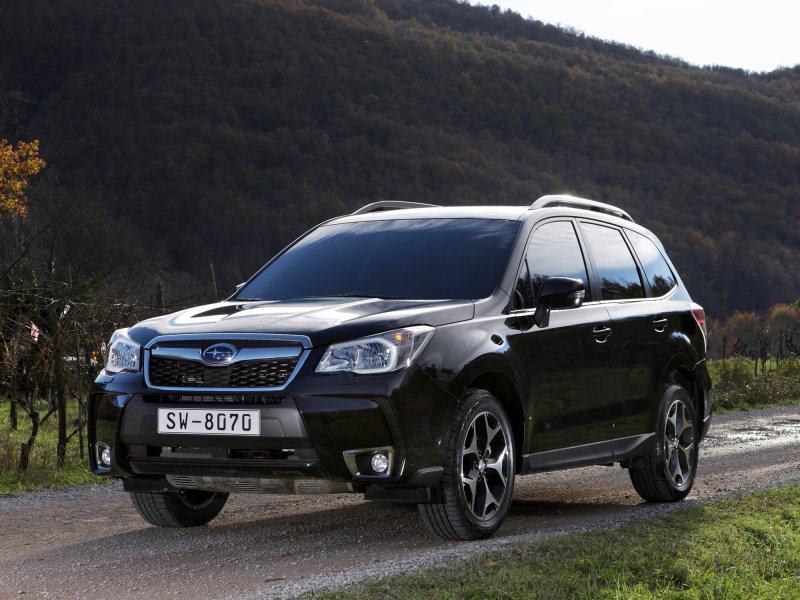Subaru Forester 2013 черный