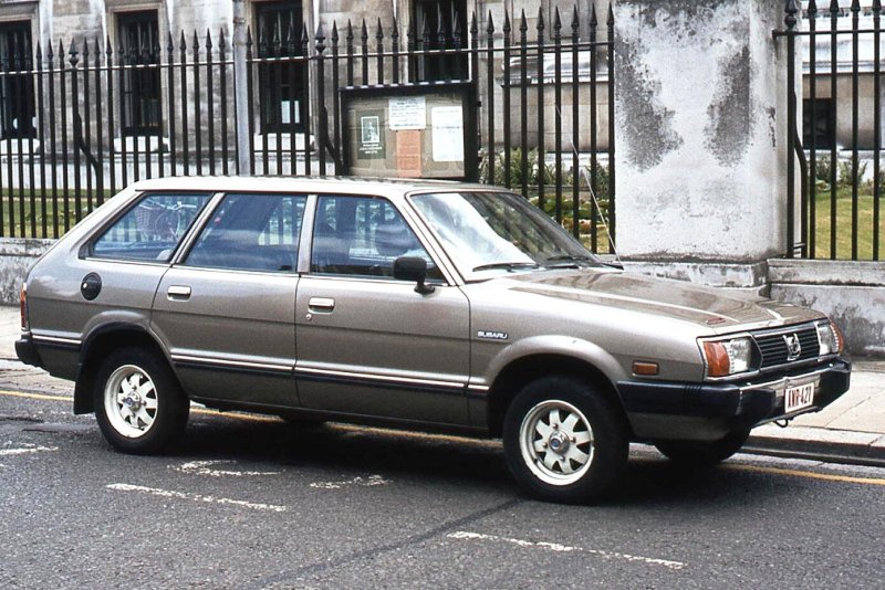 Subaru Leone 2 поколение