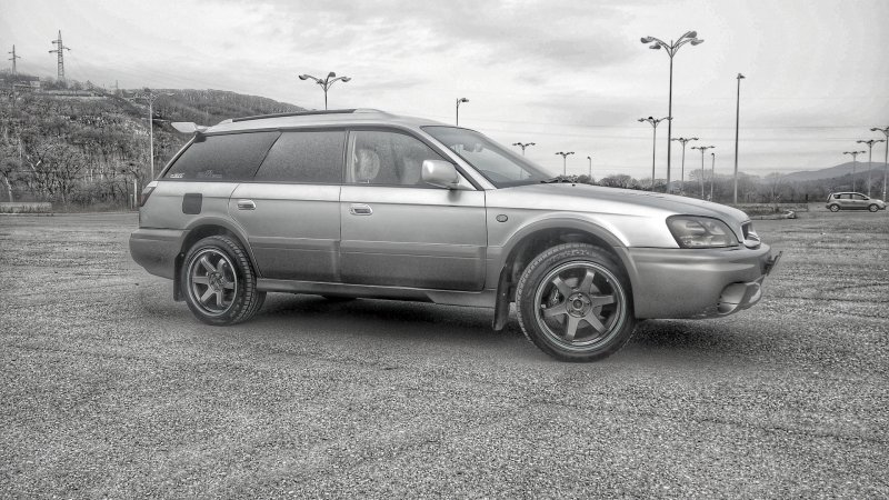 Subaru Legacy Lancaster r17