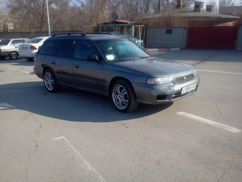 Subaru Legacy 1995 универсал