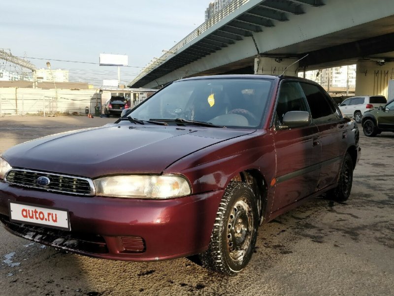 Subaru Legacy 1995 седан