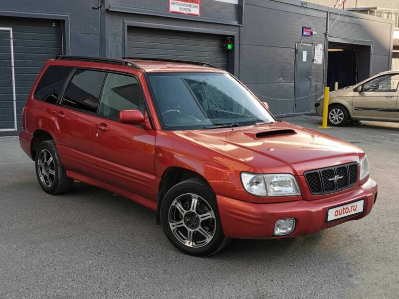 Subaru Forester Рестайлинг 2000,