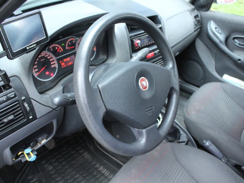 Fiat Albea, 2008 панель