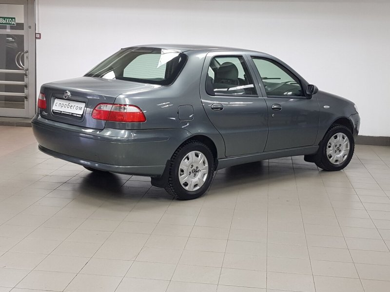 Fiat Albea седан 2011