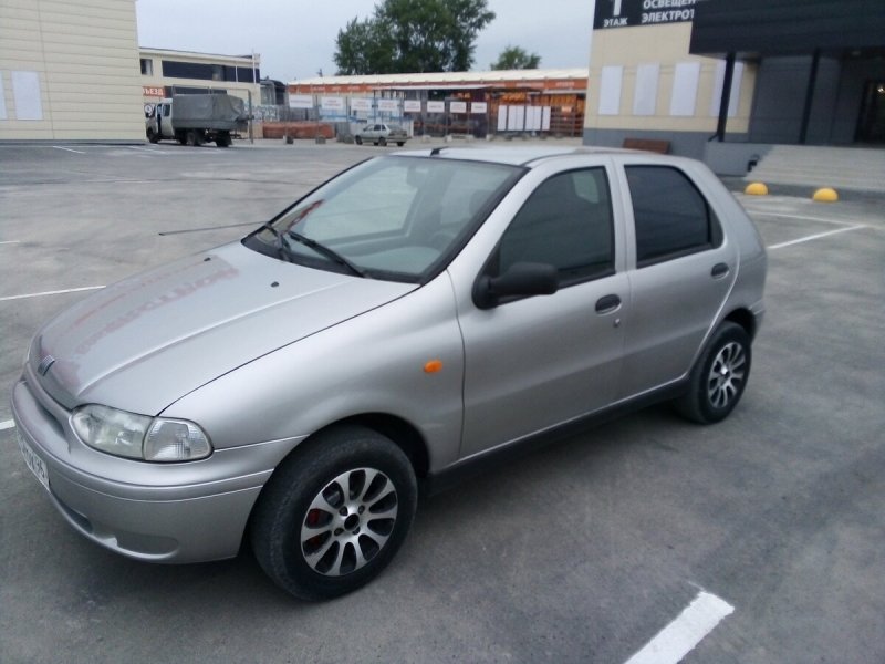 Fiat Palio 1.2 МТ 2001