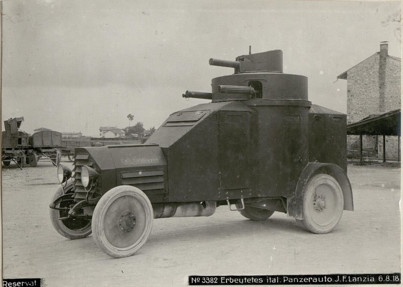 Итальянский броневик Lancia izm
