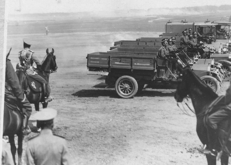 Первая автомобильная рота русской армии 1914