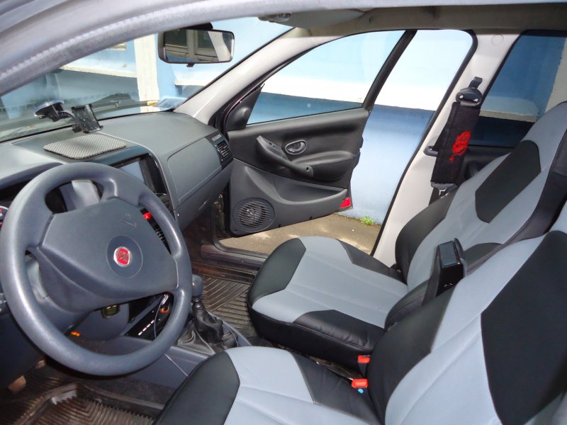 Fiat Albea салон