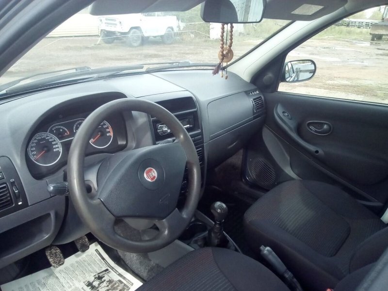 Fiat Albea 2012 салон