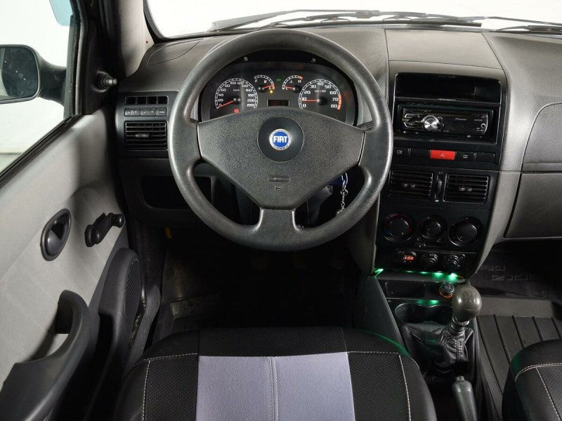 Fiat Albea 2008 салон