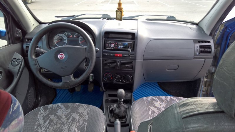 Fiat Albea, 2010 салон