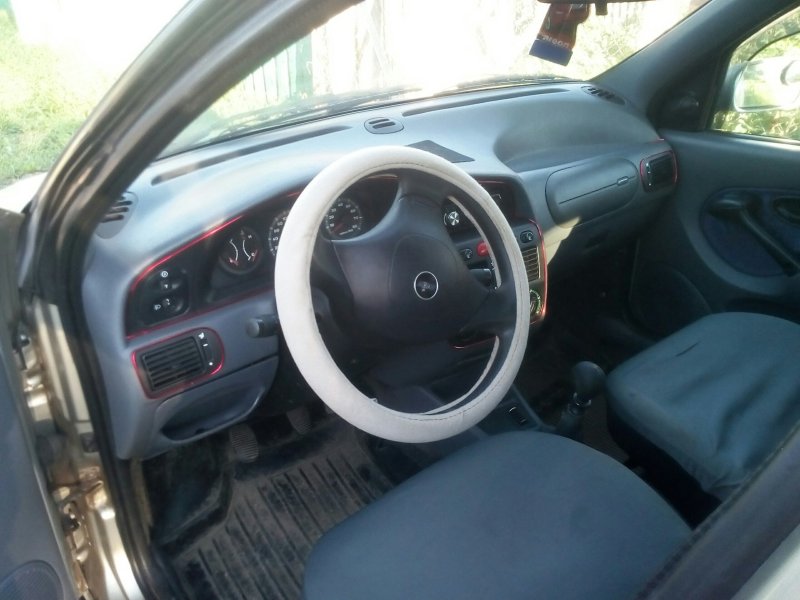 Fiat Palio, 2001 салон