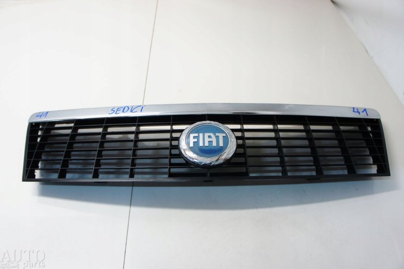 Решетка радиатора Fiat Sedici