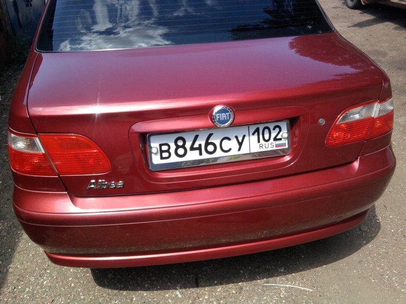Фиат 178cyn1a Albea сзади