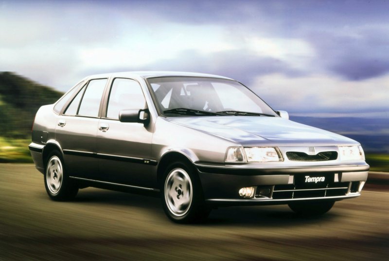 Модель Фиат Темпра 1998г