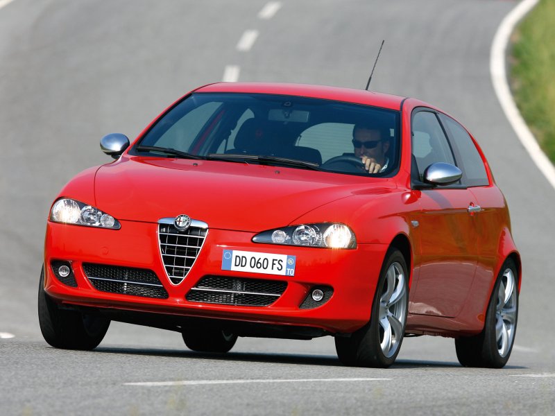 Alfa Romeo (Альфа Ромео) 147