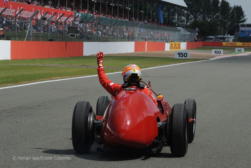 Феррари 2011 f1