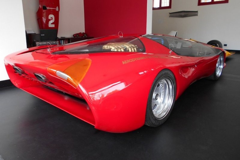 Ferrari Lotec testa d'Oro