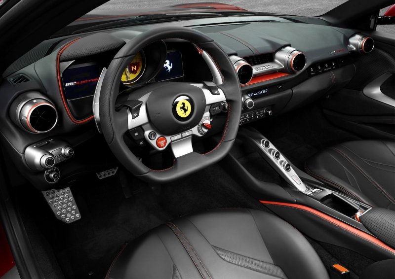Ferrari 812 Superfast салон