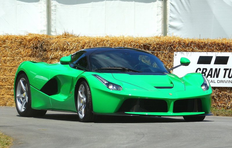 Ferrari LAFERRARI Green