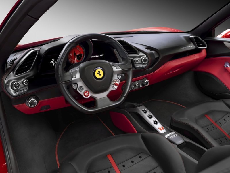 Ferrari 488 GTB салон
