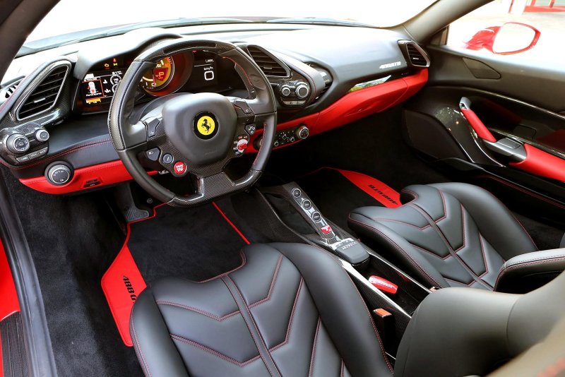 Ferrari 488 GTB 2021