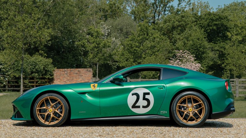 Ferrari f12 Berlinetta Green