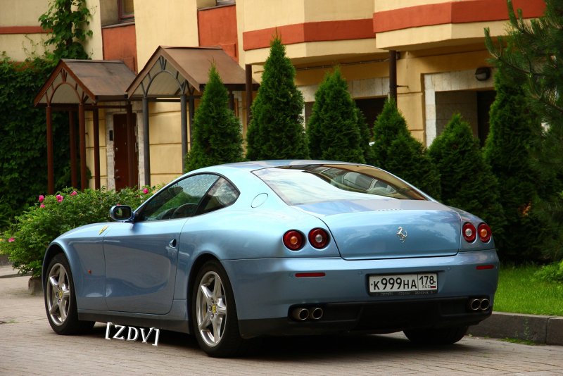 Ferrari 612 Scaglietti на природе