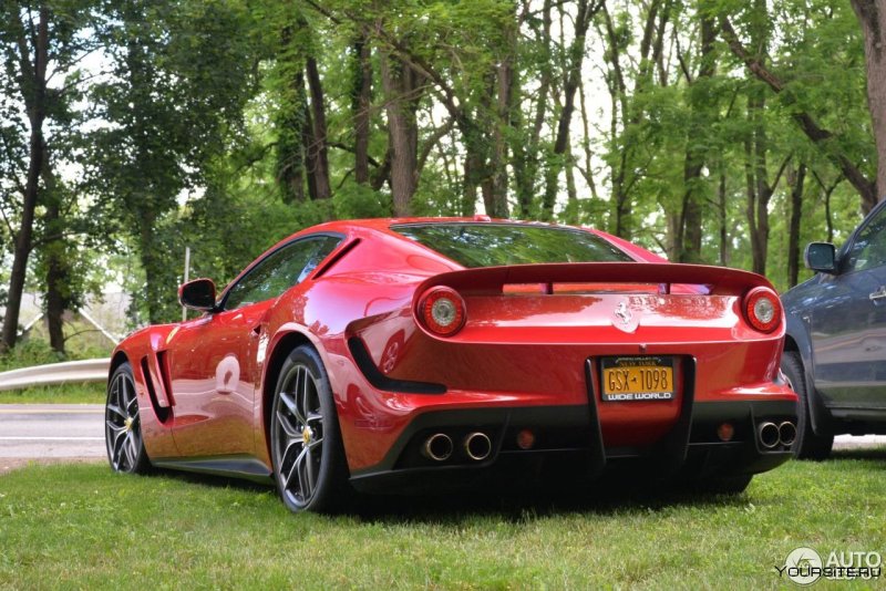 Ferrari 812 SP