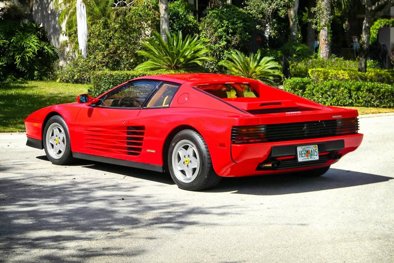 Ferrari Testarossa 1988
