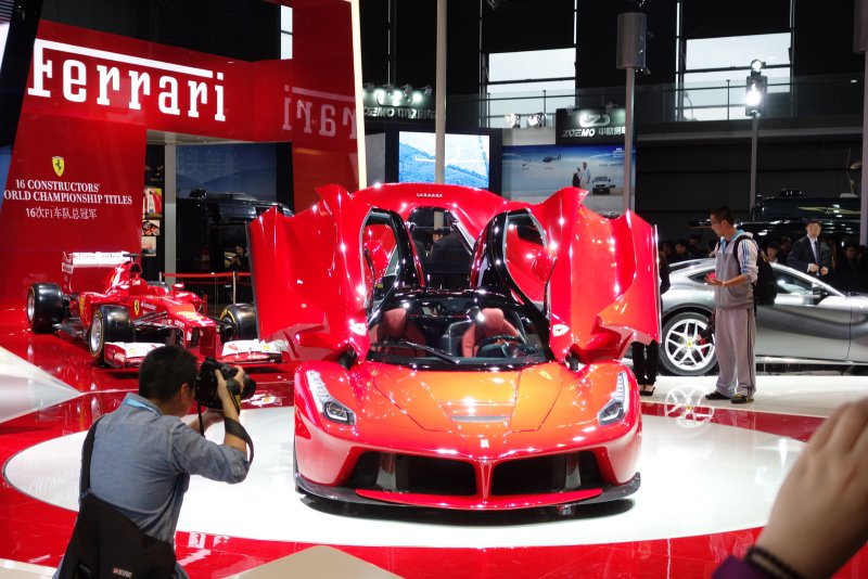 LAFERRARI 2013 года