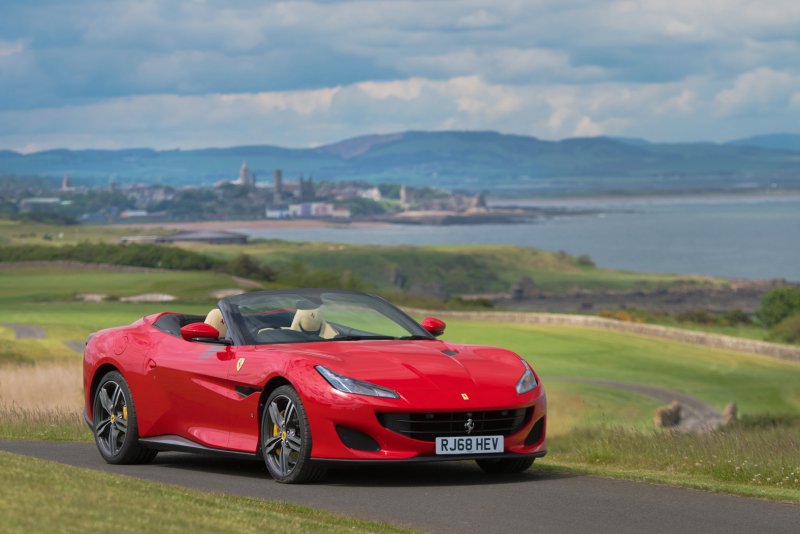 Ferrari Portofino i