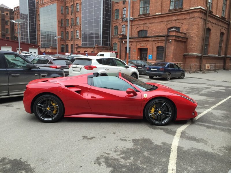 Ferrari 488 Spider Red
