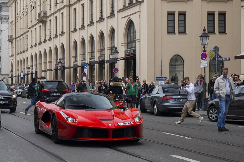 Ferrari LAFERRARI В Москве