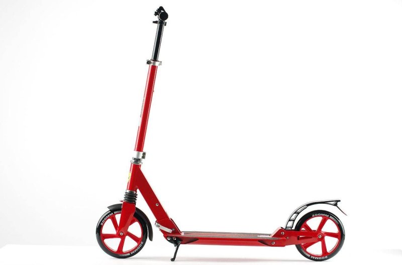 Scuderia Ferrari 2-х колесный самокат Pro licensed product