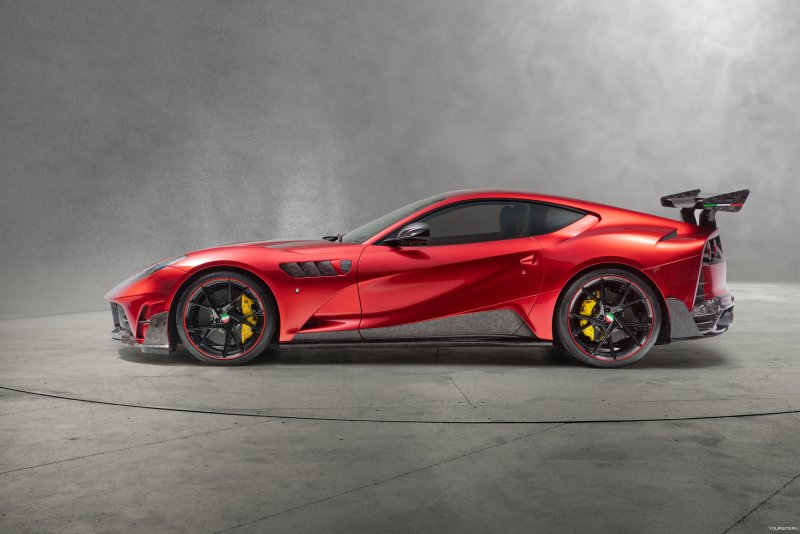 Ferrari 812 Mansory