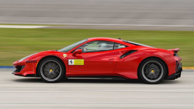 Феррари 488 pista 2020