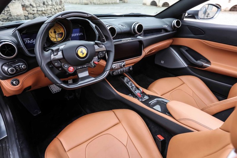 Ferrari Portofino 2021 Interior