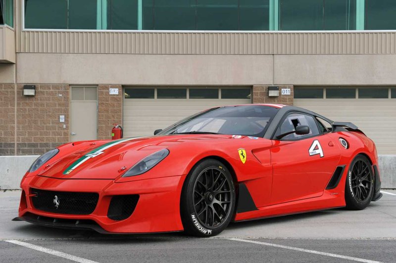 Ferrari 588xx