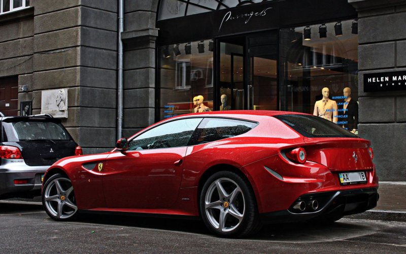 Ferrari FF