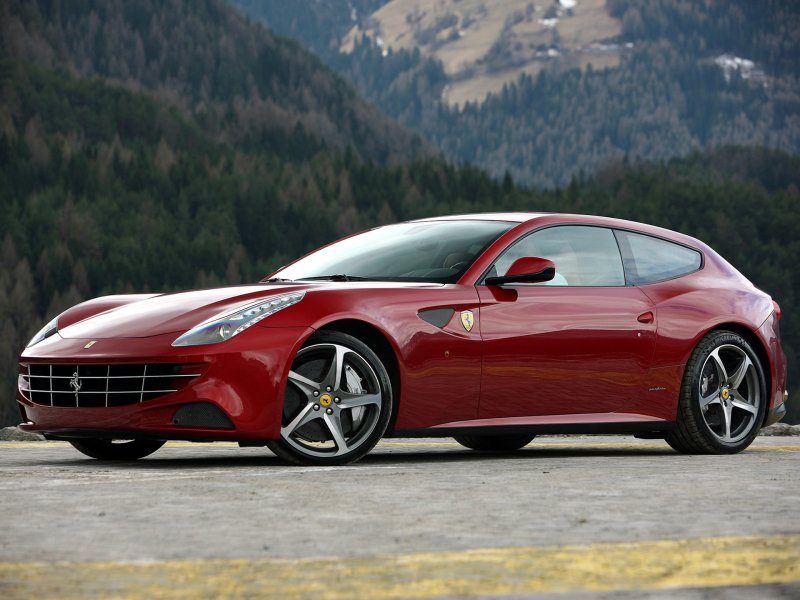 Ferrari FF купе