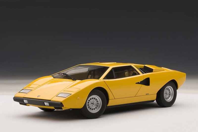 Ламборгини Каунтач lp400