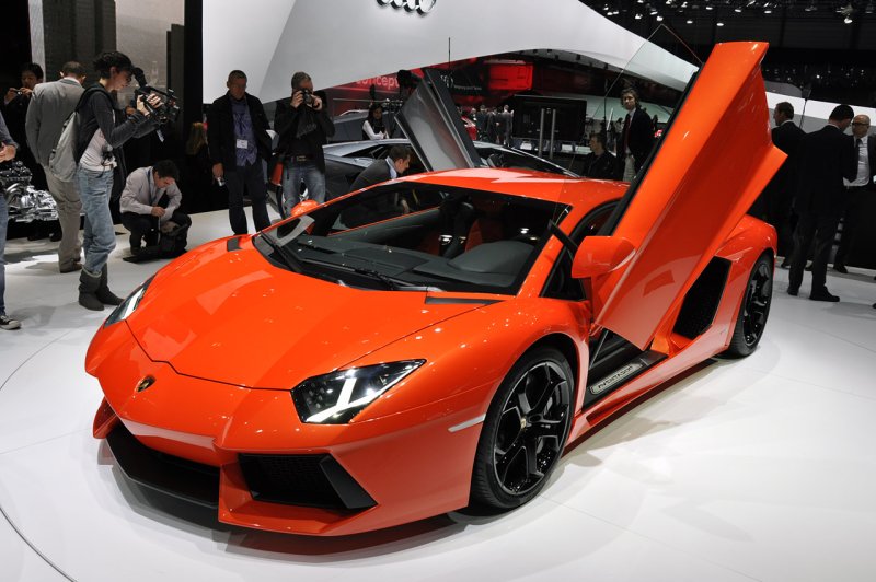 Lamborghini Aventador i lp700-4