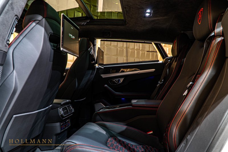Lamborghini Urus 2020 Interior