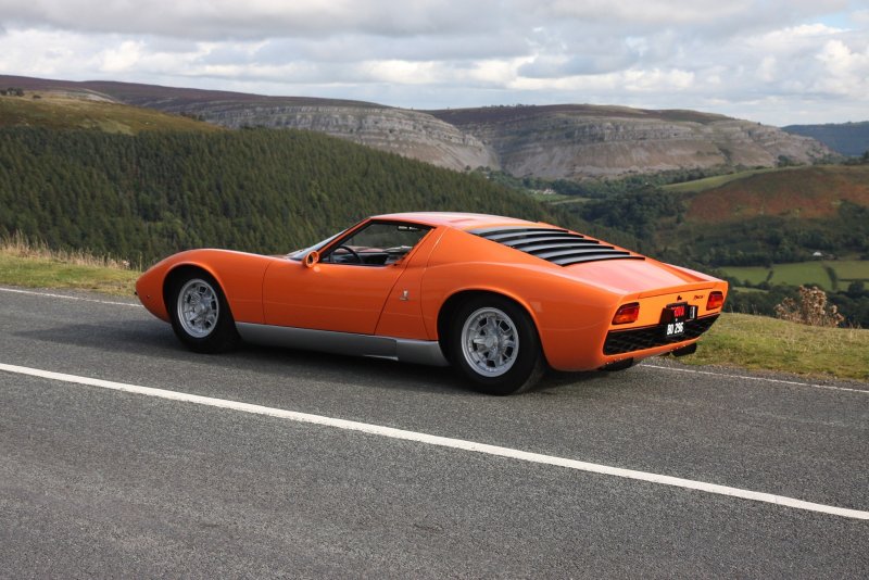 Lamborghini Miura