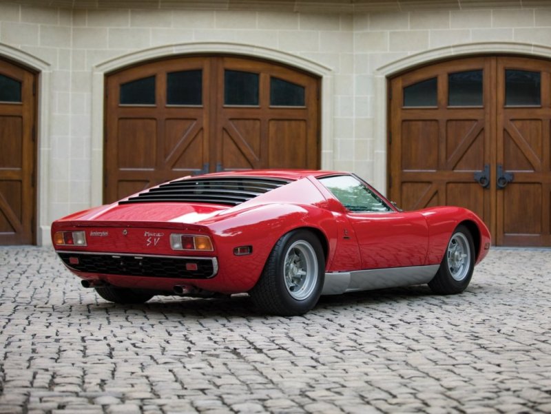 Lamborghini Miura p400