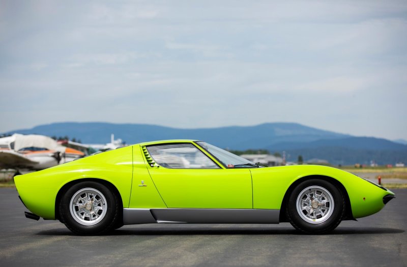 Lamborghini Miura p400 1966